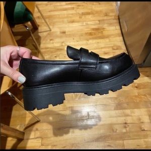 ❗️SOLD ❗️ Vagabond Cosmo 2.0 Loafers